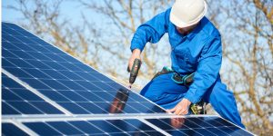 Installation Maintenance Panneaux Solaires Photovoltaïques à Le Pailly